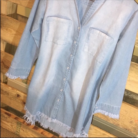 Ginas Light Denim Dress - Picture 4 of 4